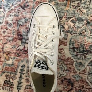 white platform low top converse size 9.5